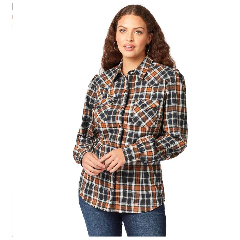 2321366 Wrangler Women's Retro Western Vintage Shirt - Tan/Black-- Embroidered Appliqued Beaded 2321366 Wrangler Women's Retro Western Vintage Shirt - Tan/Black-- Embroidered Appliqued Beaded