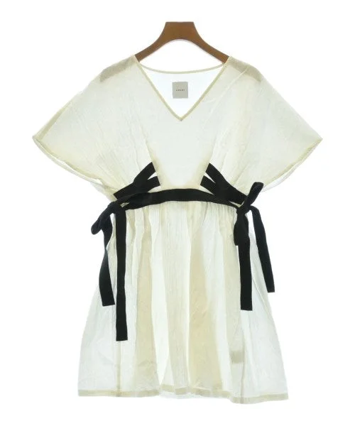 AMERI Blouses Chic Sleeveless Blouse