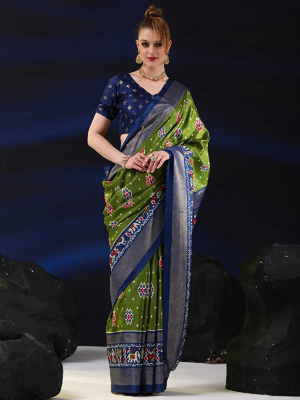 Women's Dola Silk Green Printed Designer Saree With Blouse Piece Sleeveless Chiffon Blouse Women's Dola Silk Green Printed Designer Saree With Blouse Piece Sleeveless Chiffon Blouse