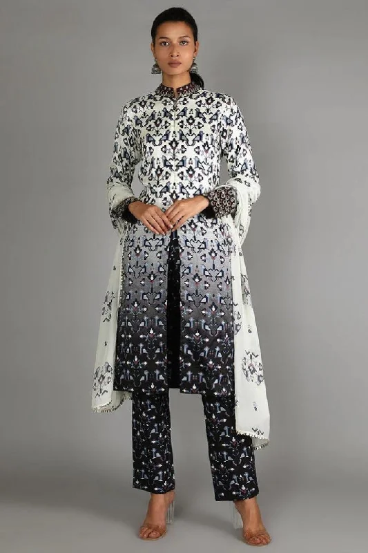 BLACK AND WHITE OMBRE GEOMETRIC DAMASK PRINT JACKET WITH BLACK GEOMETRIC DAMASK PRINT PANT PAIRED WITH WHITE BIRD PRINT DUPATTA WITH EMBROIDERY DETAILING Trendy Printed Leggings BLACK AND WHITE OMBRE GEOMETRIC DAMASK PRINT JACKET WITH BLACK GEOMETRIC DAMASK PRINT PANT PAIRED WITH WHITE BIRD PRINT DUPATTA WITH EMBROIDERY DETAILING Trendy Printed Leggings