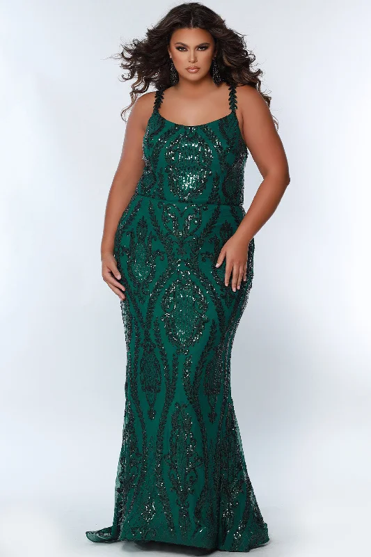 Sydney's Closet SC7332 Long Fitted Sequin Formal Plus Size Prom Dress Evening Gown SC 7332 Tunics Stylish modern Sydney's Closet SC7332 Long Fitted Sequin Formal Plus Size Prom Dress Evening Gown SC 7332 Tunics Stylish modern