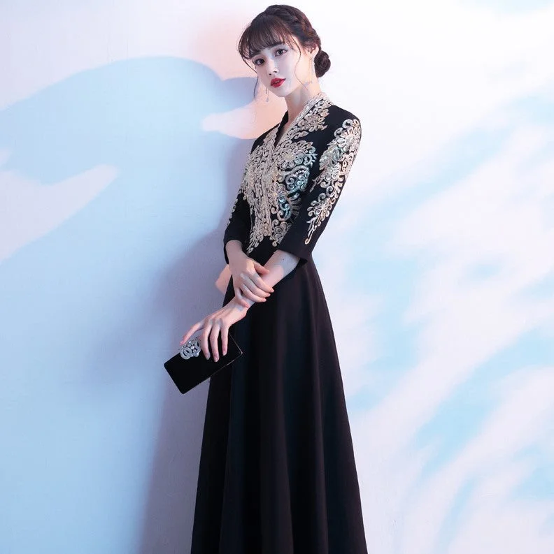 3/4 Sleeve V Neck Floral Embroidery Long Chinese Wedding Party Dress Glittery Long Formal 3/4 Sleeve V Neck Floral Embroidery Long Chinese Wedding Party Dress Glittery Long Formal