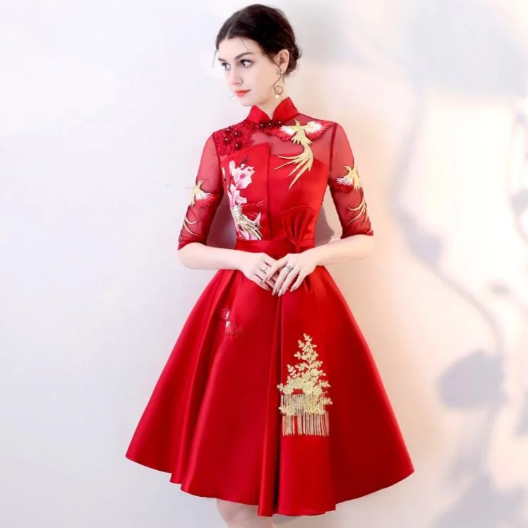 Pleated Skirt Short Chinese Wedding Party Dress with Phoenix Appliques Tunics Fashionable trendy Pleated Skirt Short Chinese Wedding Party Dress with Phoenix Appliques Tunics Fashionable trendy