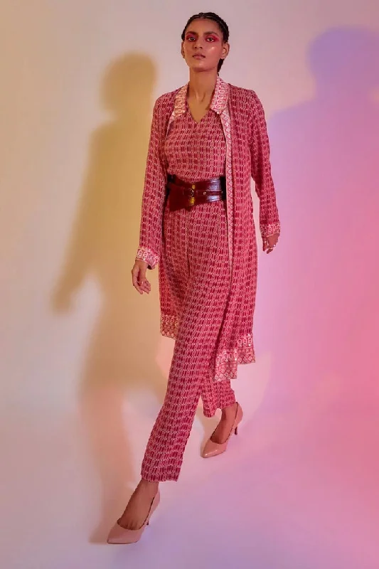 LATTICE PRINTED CAMISOLE AND PANTS TEAMED WITH AN EMBELLISHED PRINTED JACKET Modern Skinny Pants LATTICE PRINTED CAMISOLE AND PANTS TEAMED WITH AN EMBELLISHED PRINTED JACKET Modern Skinny Pants