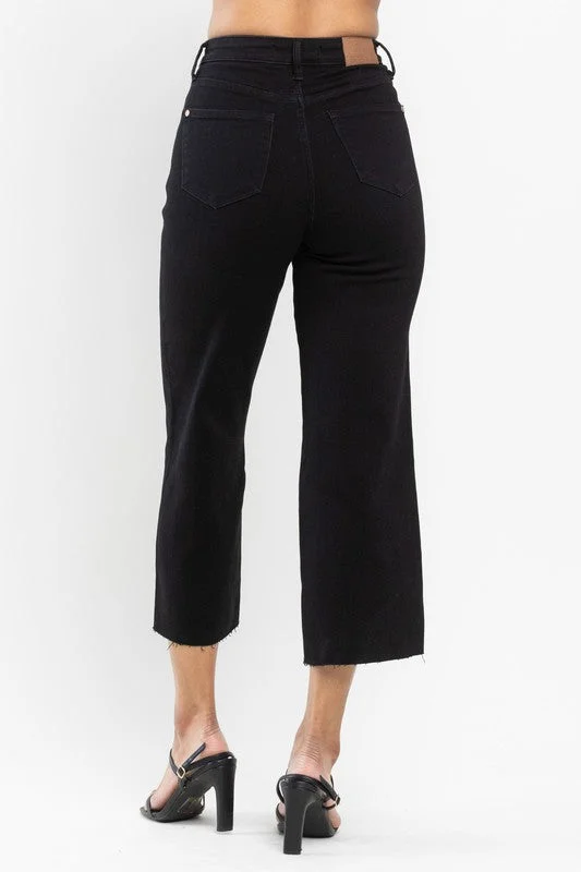 Judy Blue Tummy Control Black Wide Leg Cropped Jeans in Curvy