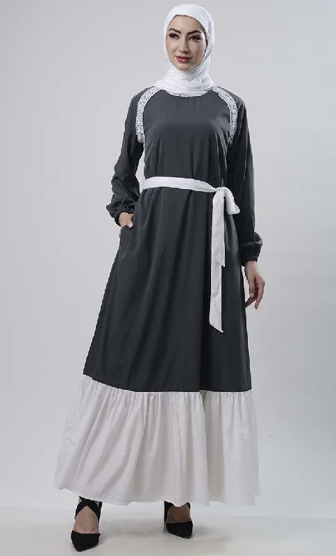 Lace Detailed Abaya With Pockets