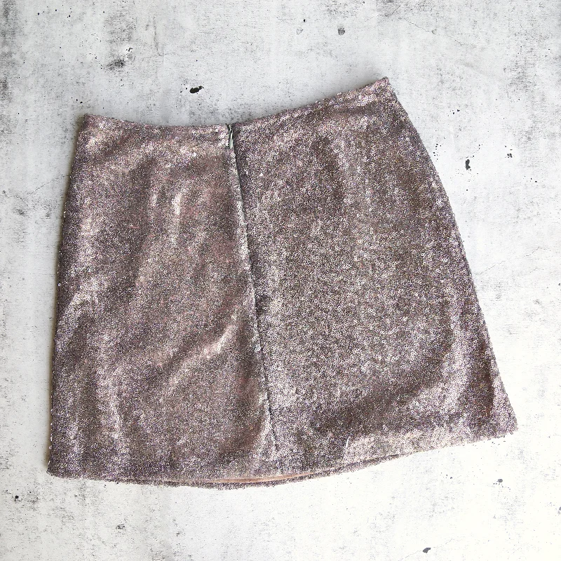 Motel - Weaver Mini Sequin Skirt in Pink Diamond